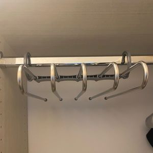 Closet clothing organizer